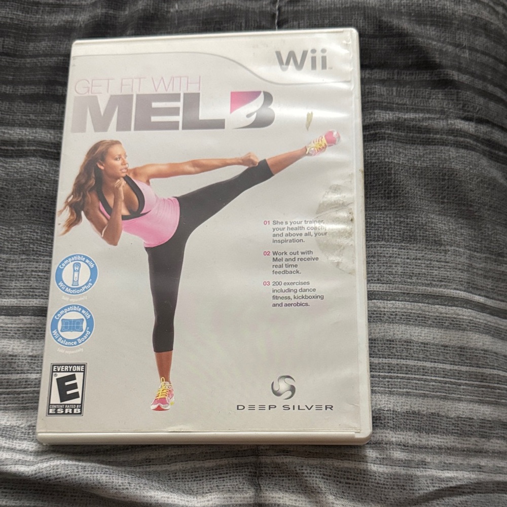 Silver Jeans Get Fit with Mel B for Wii - Pink and Black